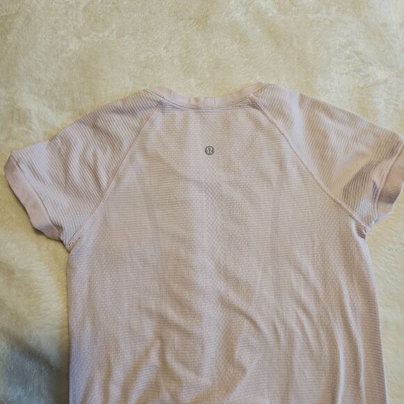 Lululemon Swiftly Tech Short Sleeve Shirt 2.0 Size 6 Pale Pink Light Nude Runnin - Picture 7 of 7